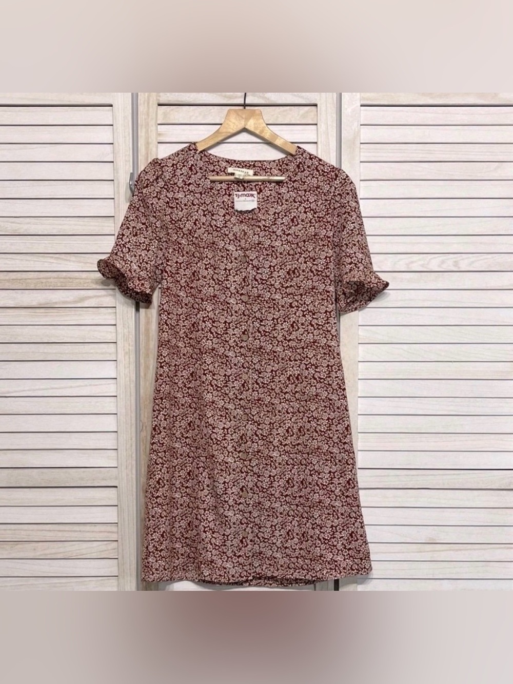 NWT Monteau Los Angeles White Floral Dress Size S PRICE FIRM